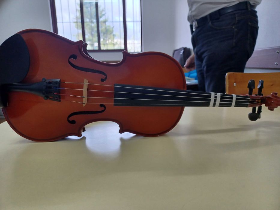 Violino 3/4 + Arco e Caixa