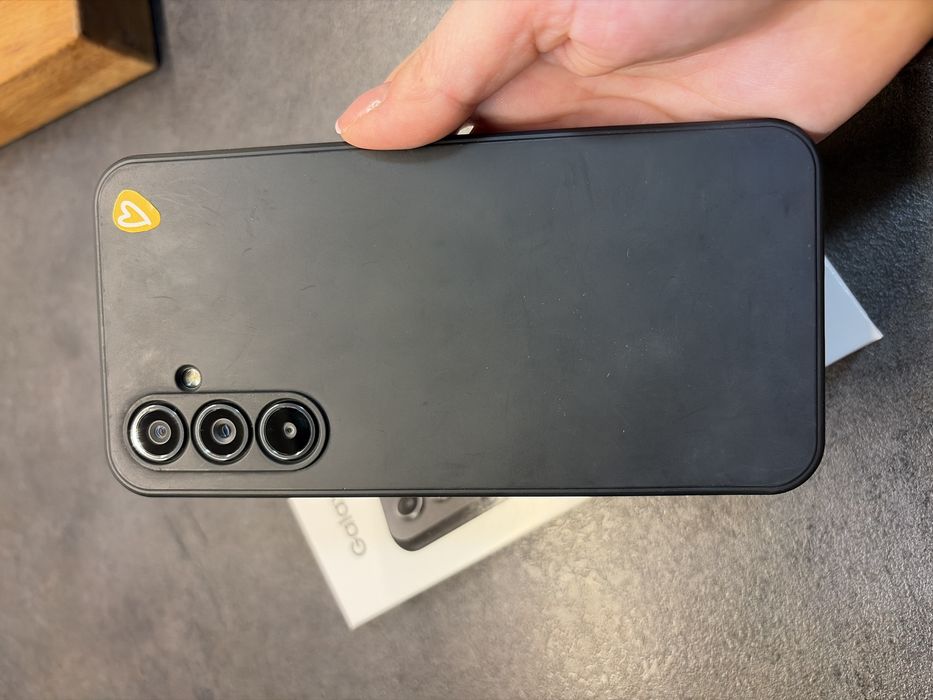 Samsung a54 128GB 8GB ram
