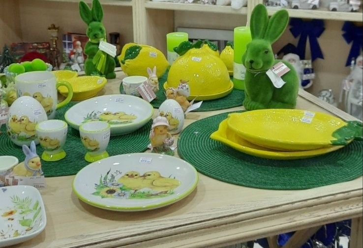 Декор статуэтуки кролики.