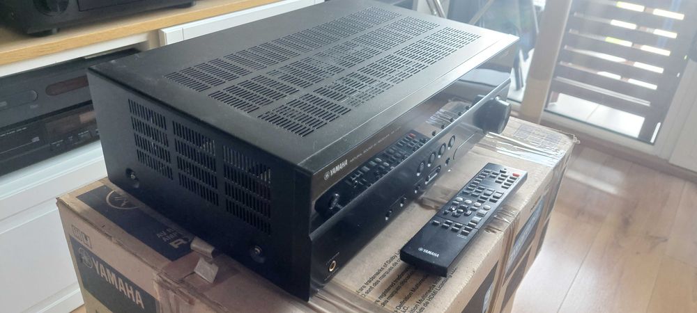 Amplituner Yamaha RX-V371 5.1, HDMI, osprzęt, pilot