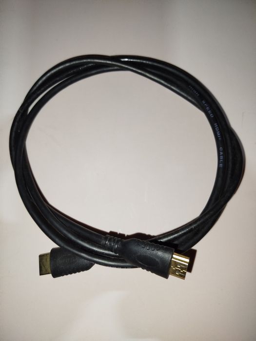 Шнуры для монитора, удлинитель для наушников, для видео записи.