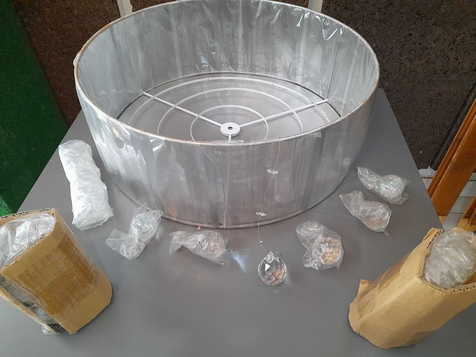Candeeiro redondo de teto 50cm diâmetro prateado e espelhado Novo em caixa