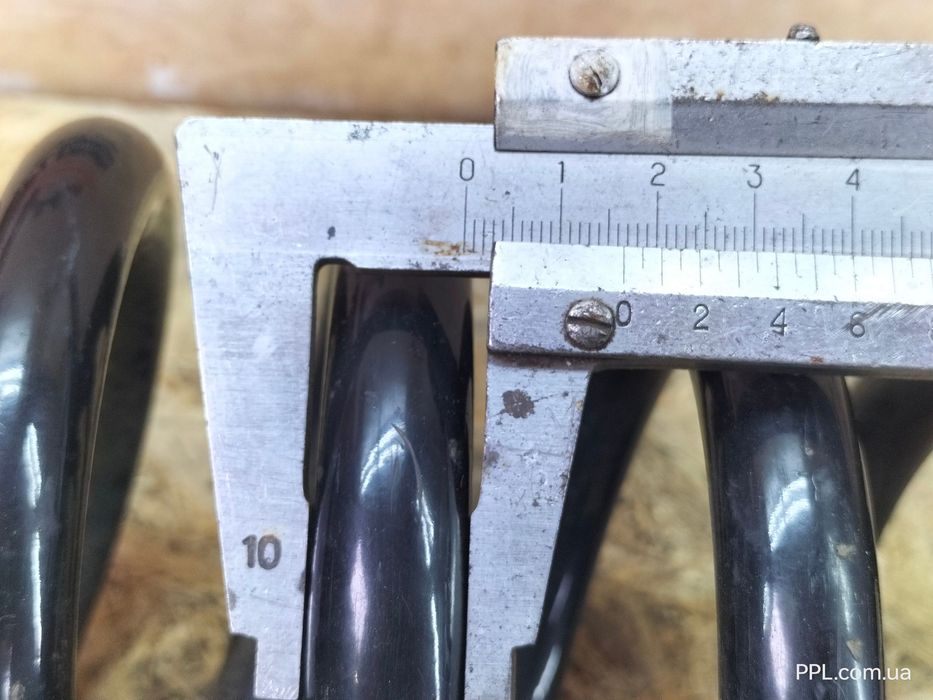 Kia Sorento I BL 2002-2009 2.5 CRDI пружина передняя