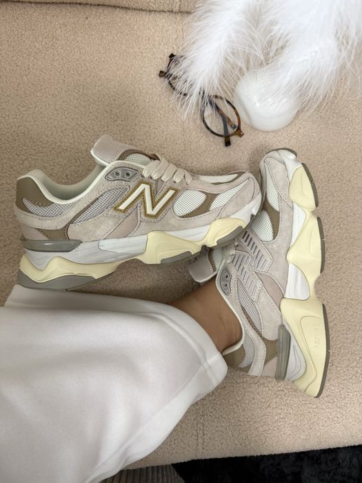 Кросівки жіночі New Balance 9060 бежеві замшеві | кроссовки женские NB
