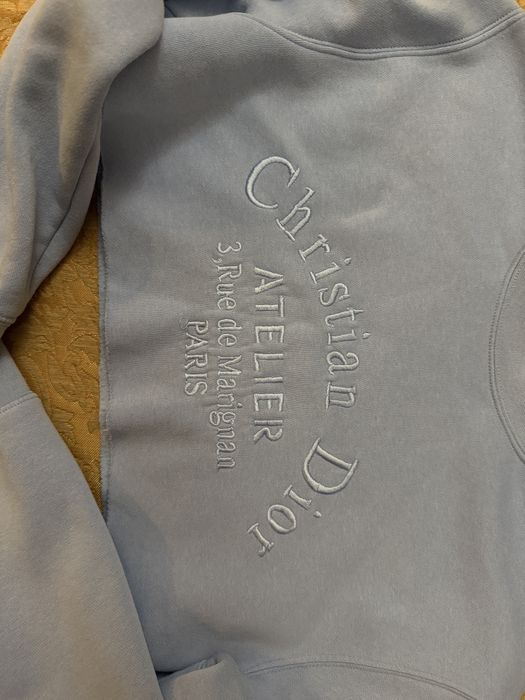 Кроп топ, худи Dior для спорту