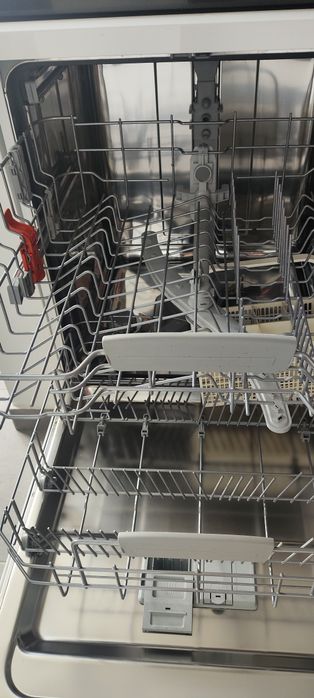 Maquina loiça Ariston Hotpoint