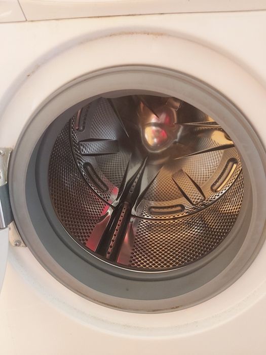 Máquina de lavar roupa Whirlpool 6 kgs