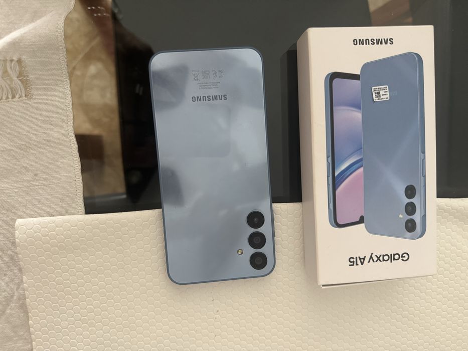 Telemovel Samsung Galaxy 15
