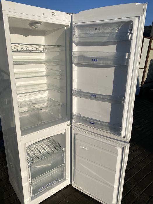 Холодильник whirlpool