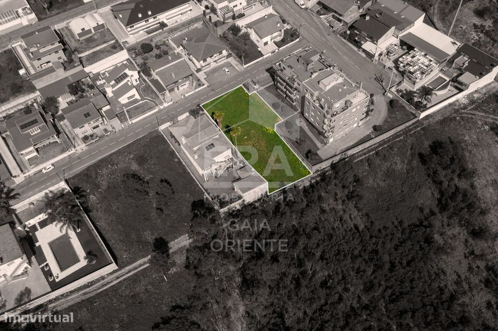 Terreno urbano para construção - São João de Ver
