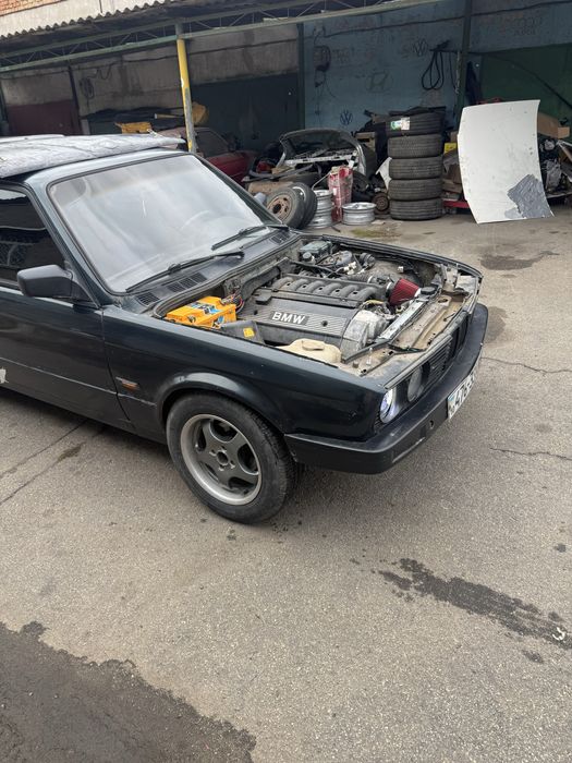 bmw e30 с мотором M52b20