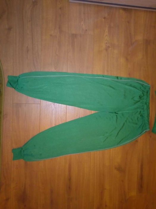 Spodnie dresowe z lampasem i kieszeniami dres zielony PRL