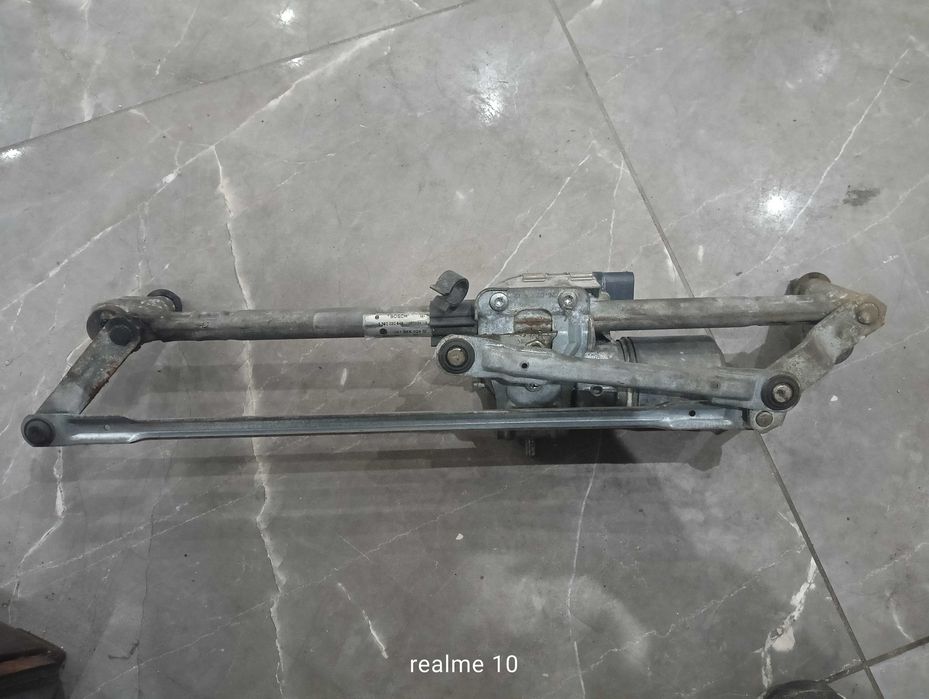 Mechanizm wycieraczek VW Golf V