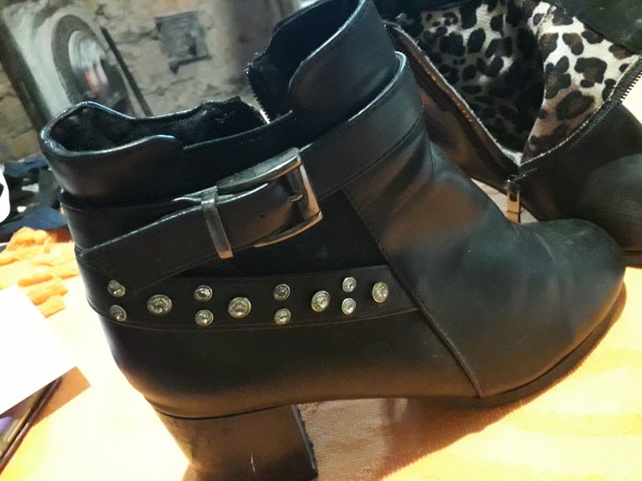 Женские демисизонные ботинки 38 размер