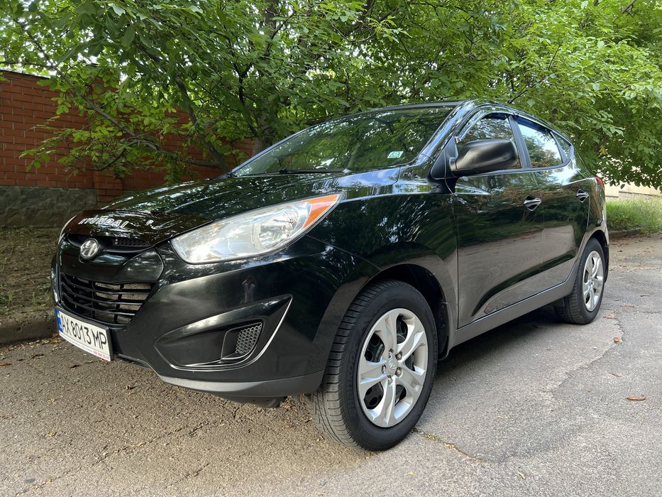 Hyundai  (Tucson ) 2011 2.0 бензин НЕ БИТ !