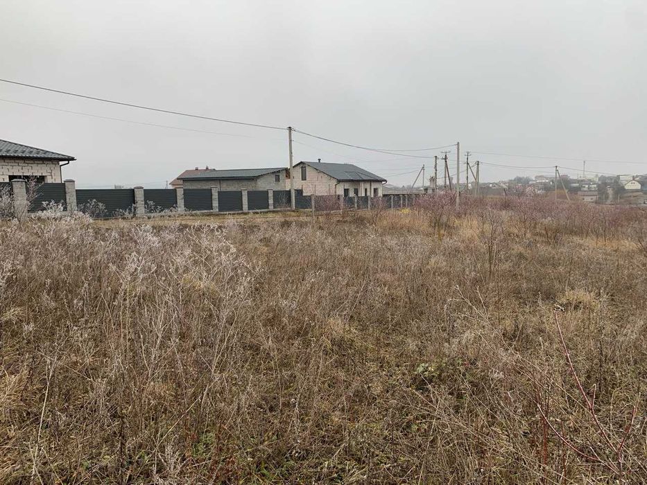 рівненька земельна ділянка