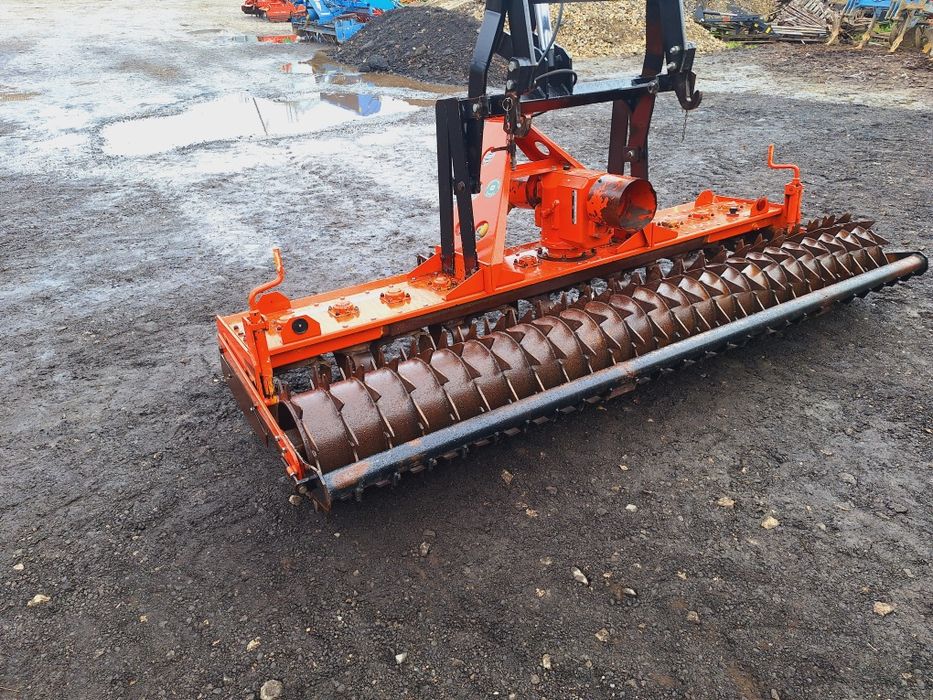 Brona wirowa Carraro 3m agregat aktywny jak Rabe Maschio