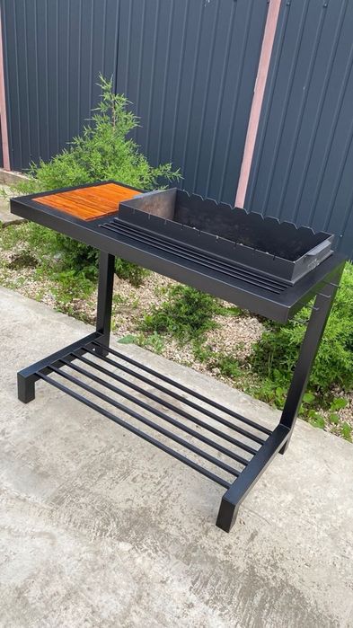 Мангал, барбекю, гриль, жарівня, дрівниця