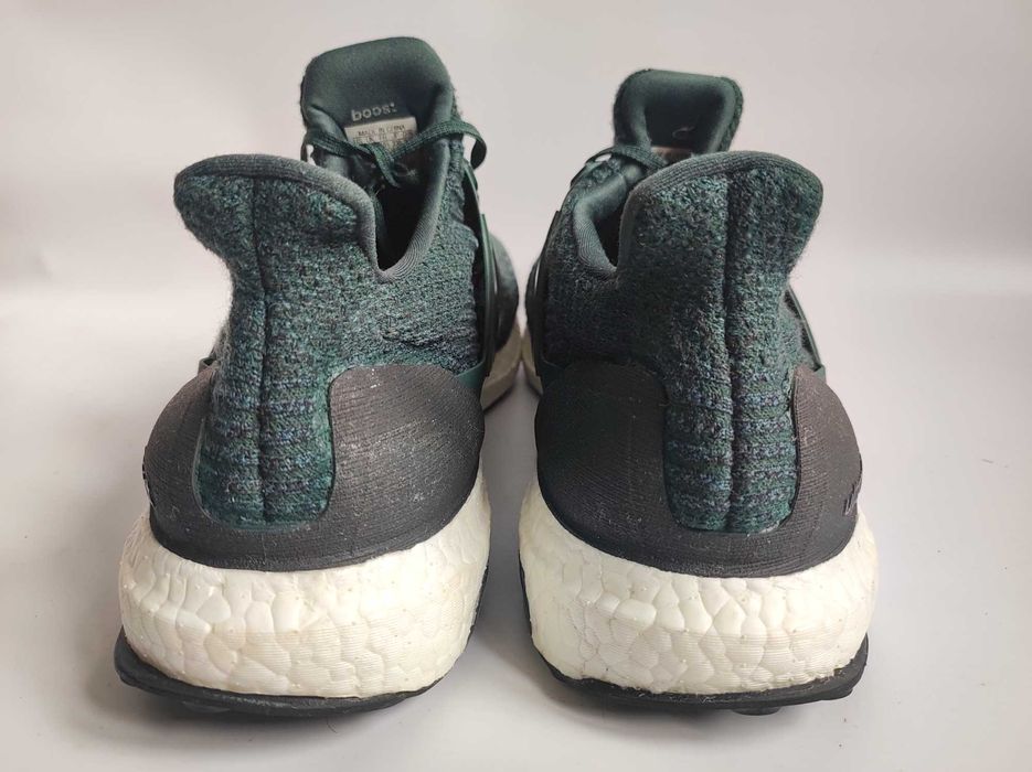 - Adidas Ultra Boost 3.0  - Buty do biegania męskie r. 50