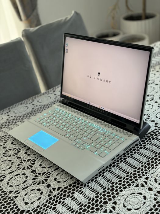 Laptop Alienware 51m-R2 | i9-10900 | Rtx 2080 Super 200W