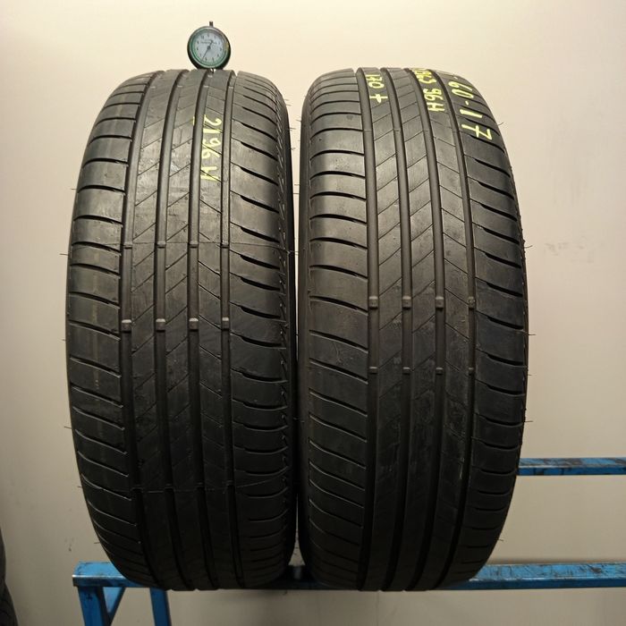 215/60R17 Bridgestone Turanza T005
