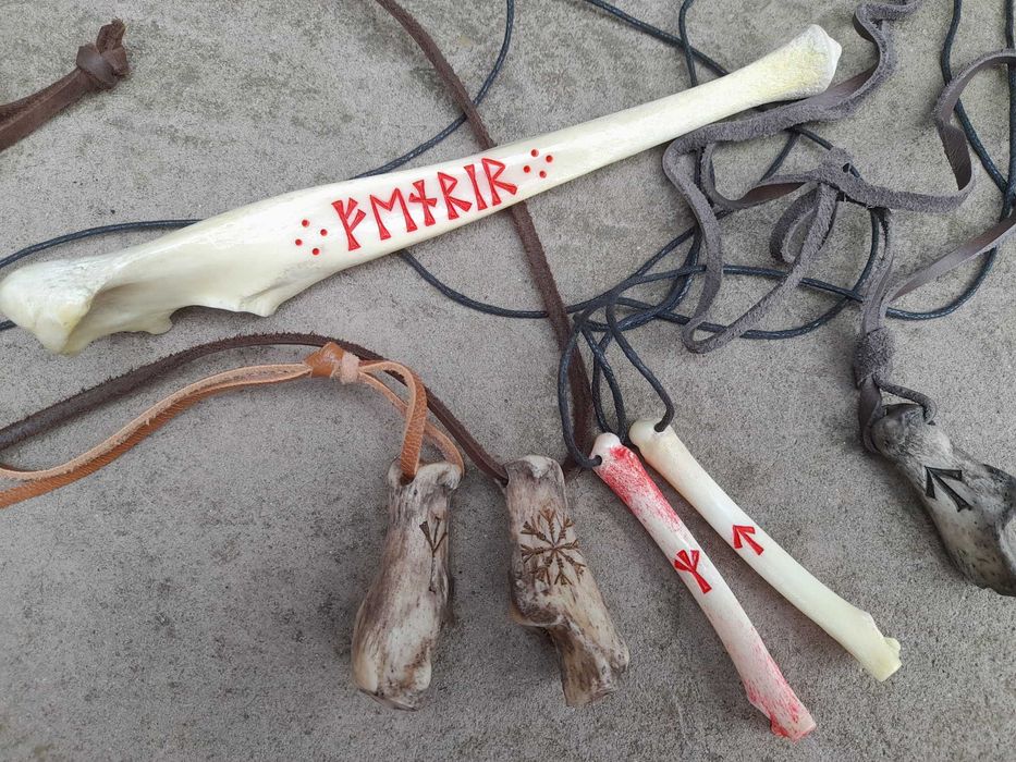 Кости волка Кістки вовка.