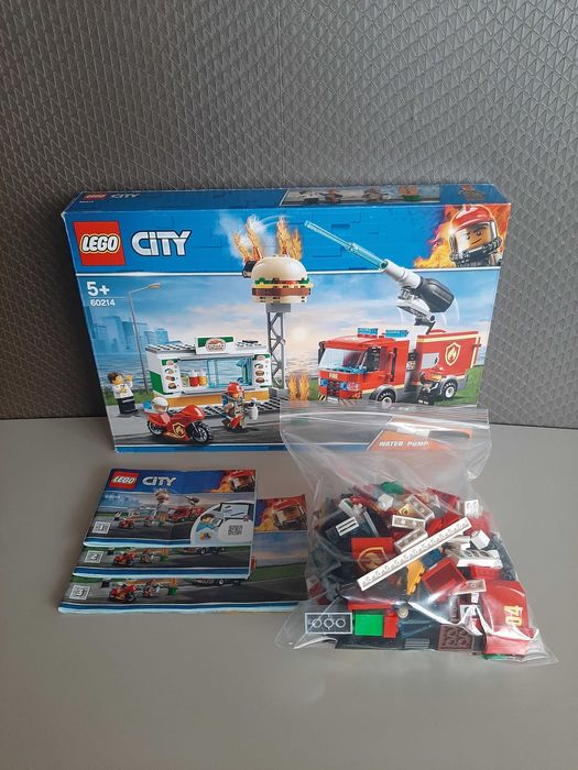LEGO City Пожежна машина — Мотоцикл — Справжній бар (60214) + Подарунок 4 фігурки!