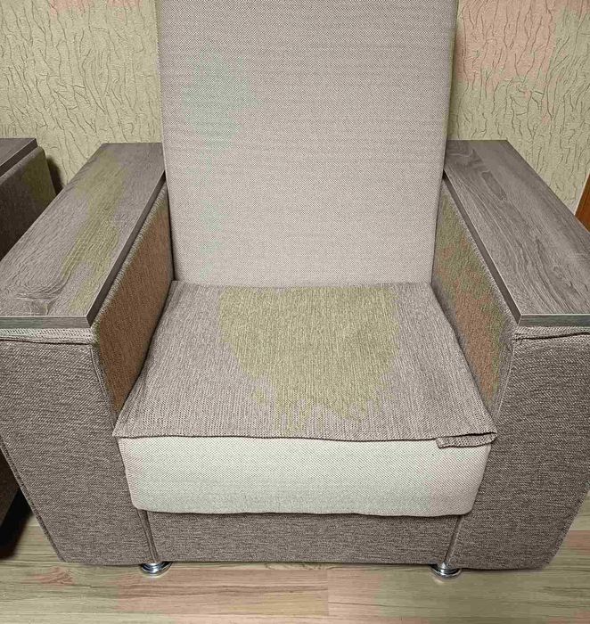 Продам комплект меблів в м.Хуст