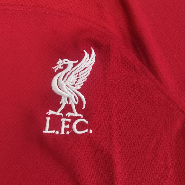 Koszulka Liverpool FC Nike 2022/23 - roz. M - stan bardzo dobry