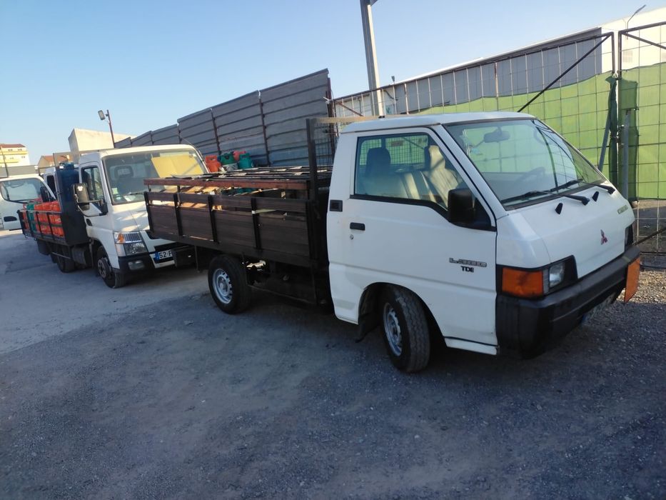 Carrinha L300.