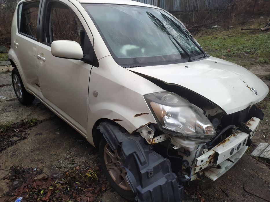 Subaru Justy 1.0 2010 silnik