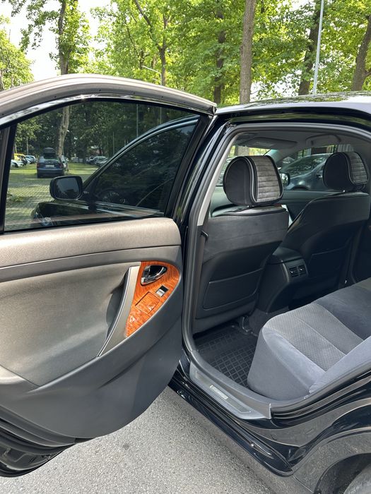 Продам Toyota Camry 40