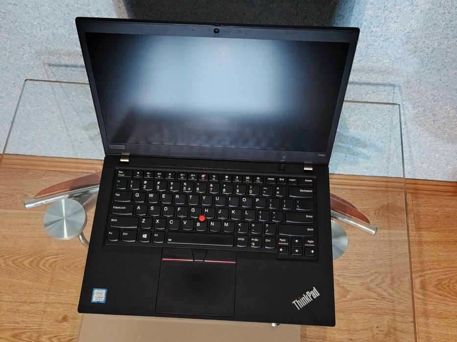 Laptop Lenovo T490 i5 Win11 podświetlenie super bateria ok 12h