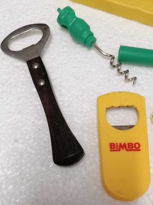 Abre cápsulas e saca rolhas, lote todo por 7€