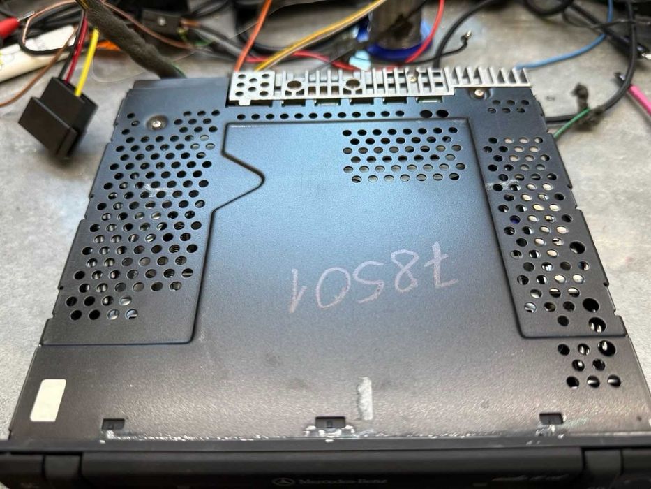 Fabryczne Radio Mercedes Audio 10 CD MF2910