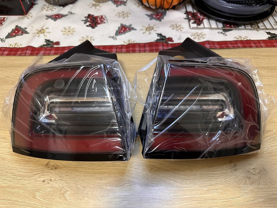 Габарити Тесла 3 задні ліхтарі жовтий поворотник фари Тесла 3 Tesla 3