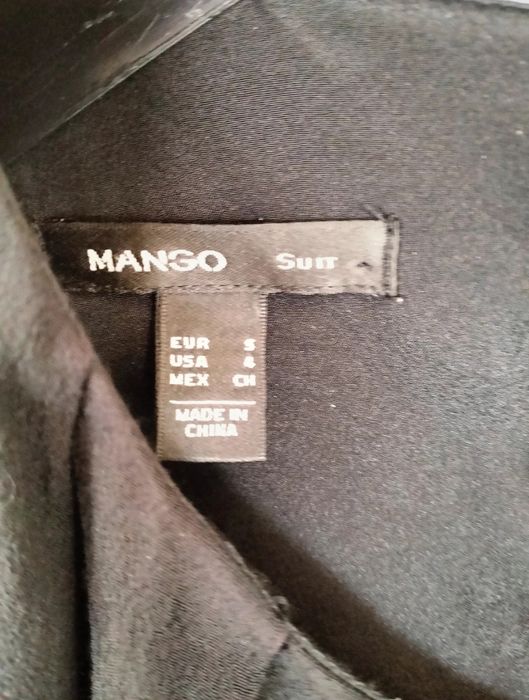 Vestido preto médio