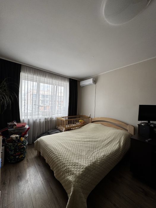 Продаж 1 кімнатної квартири , вул. Привокзальна