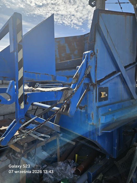 Prasa stacjonarna do makulatury i pojemnik 28m3  do  ten prasy