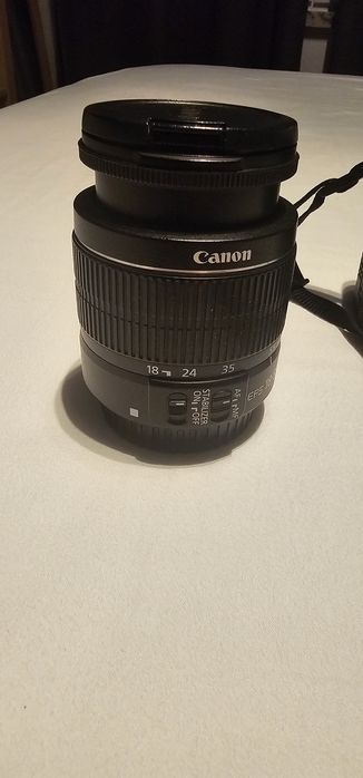 Máquina fotográfica CANON 600D