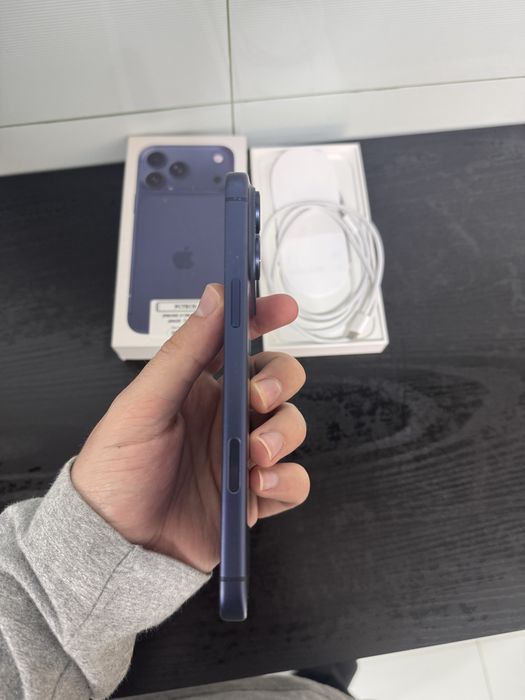 Iphone 17 pro max c/garantia