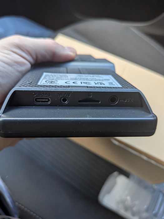 Ecrã Portátil 10.26" Apple CarPlay / Android Auto Wireless – NOVO