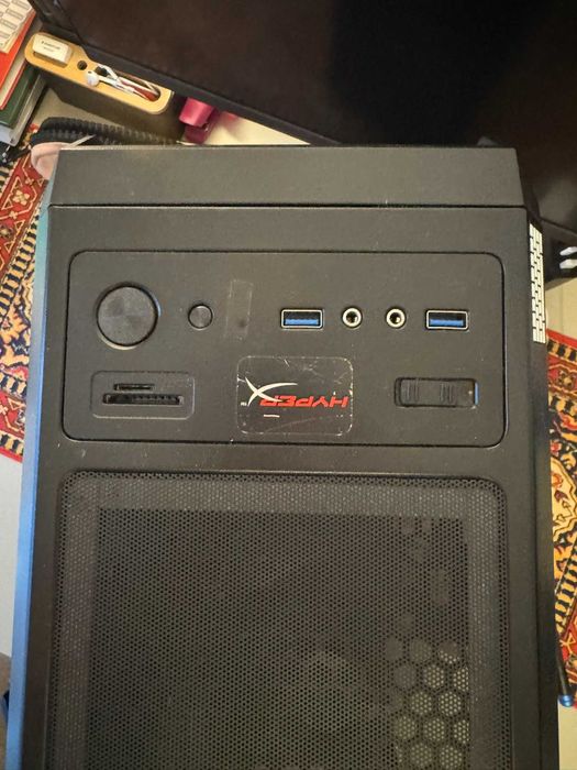 i7-9700k; PSU 600W; Obudowa Regnum RG4T - Komputer