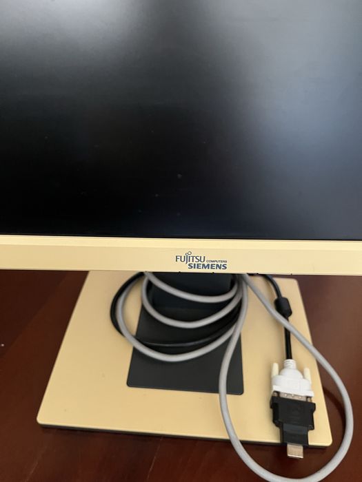 Monitor fujitsu
