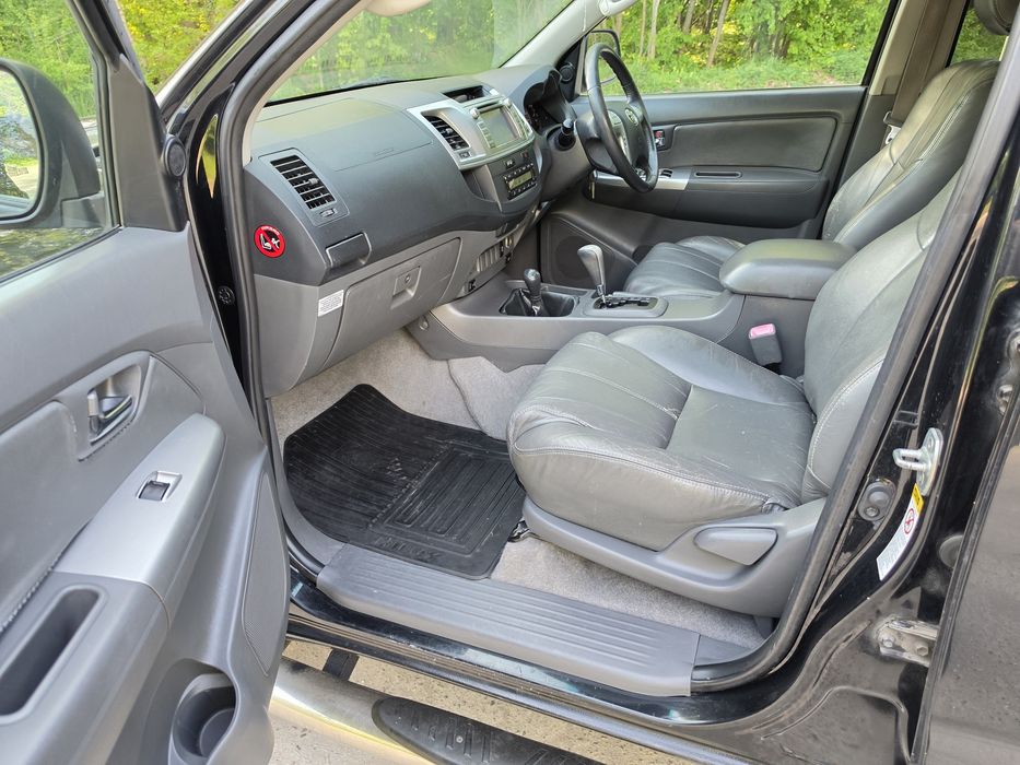 Toyota Hilux 3.0 Diesel 2012 рік