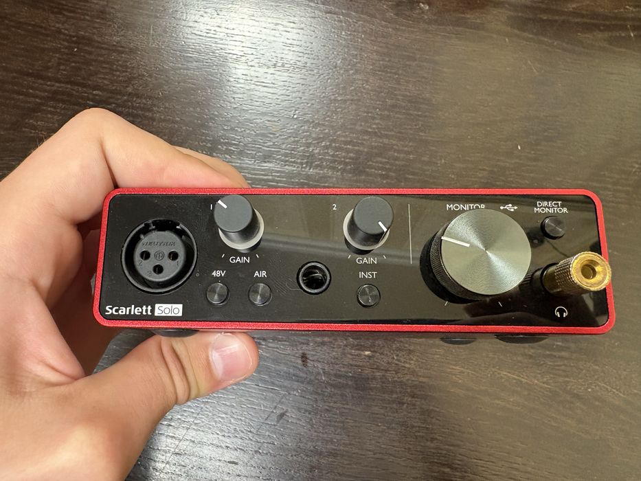 Звукова карта focusrite scarlet solo