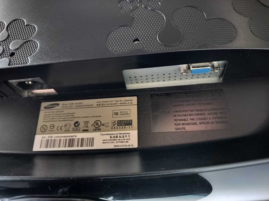 Компьютер (системний блок + монітор)