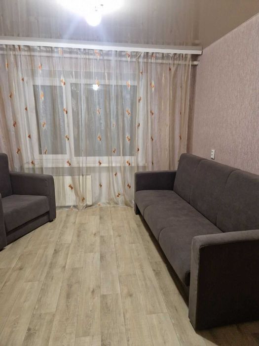 Подобово(посуточно) квартира Слобожанське(Чугуївський р-н).