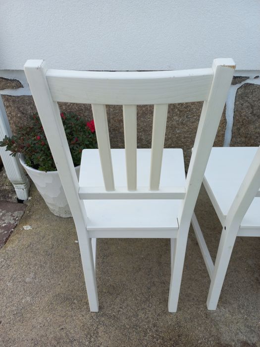 Cadeiras Ikea em pinho na cor branco