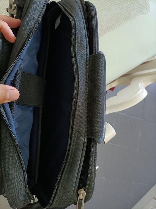 Mala portátil preta